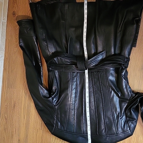 ROSLEEN Mid Length Soft Leather Jacket Belted Buttons - Picture 14 of 15